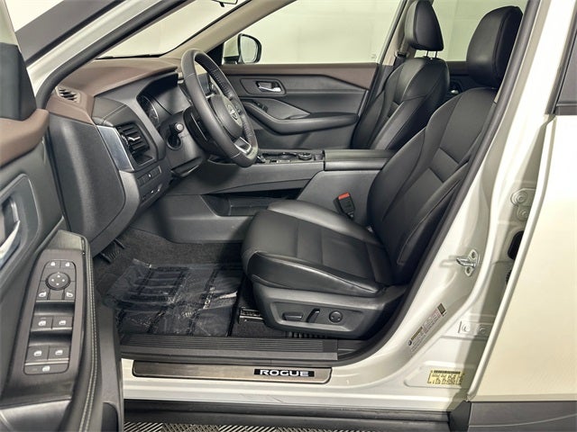 2023 Nissan Rogue SV Premium Package