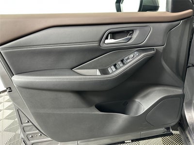 2023 Nissan Rogue SV Premium Package