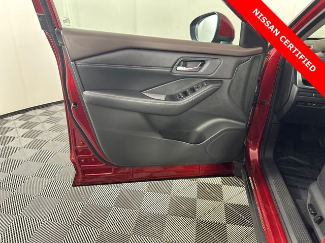 2023 Nissan Rogue SV Premium Package