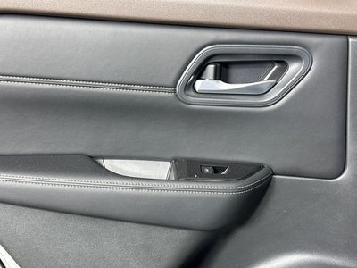 2023 Nissan Rogue SV Premium Package