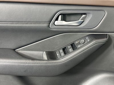 2023 Nissan Rogue SV Premium Package