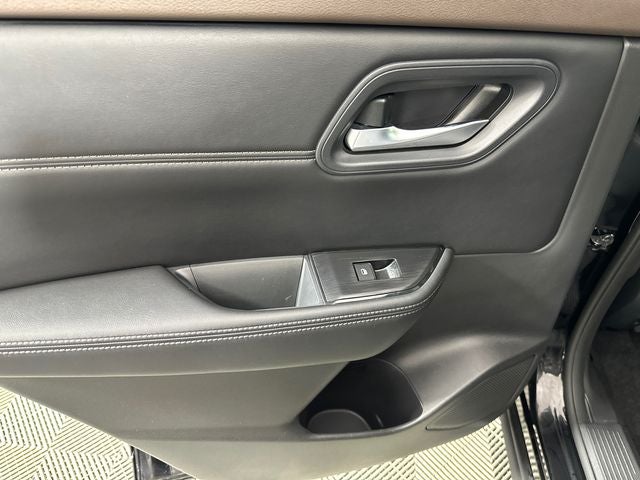 2023 Nissan Rogue SV Premium Package