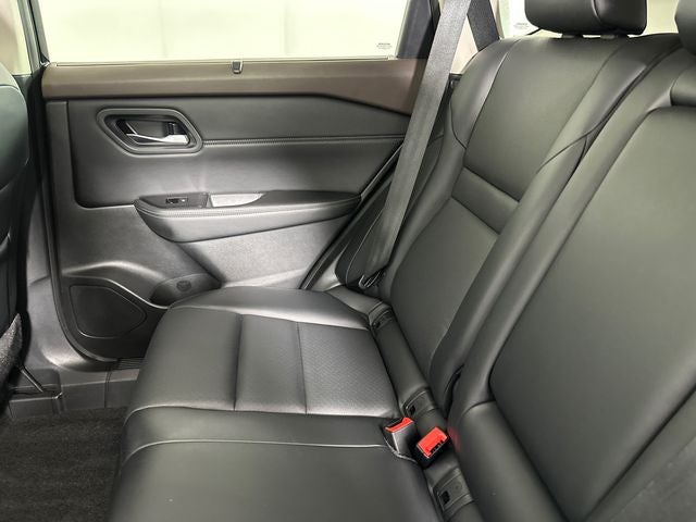 2023 Nissan Rogue SV Premium Package
