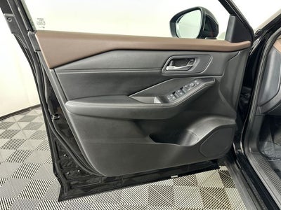2023 Nissan Rogue SV Premium Package