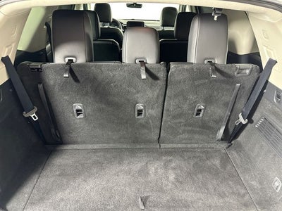 2023 Nissan Pathfinder SL Premium Package