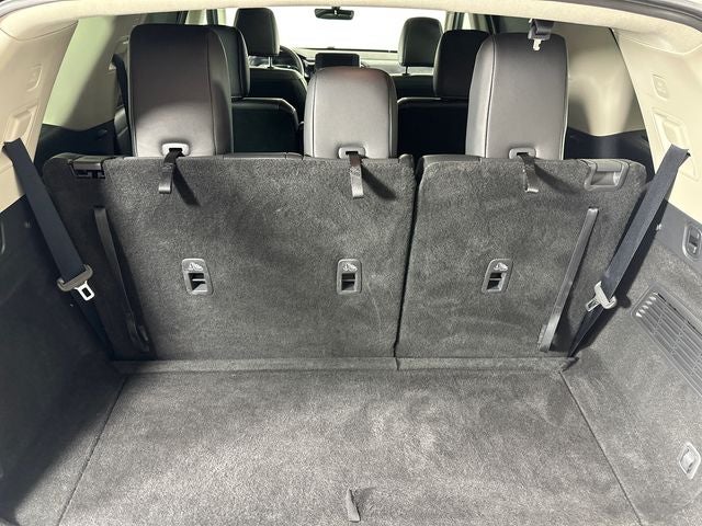 2023 Nissan Pathfinder SL Premium Package