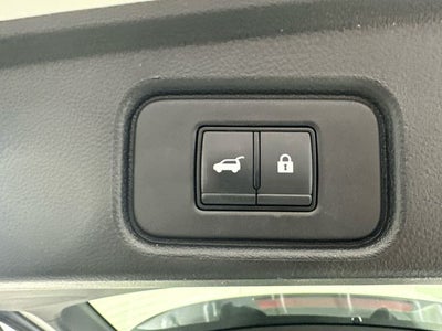 2023 Nissan Pathfinder SL Premium Package