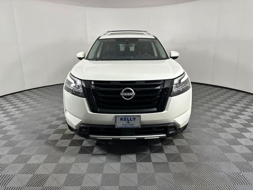 2023 Nissan Pathfinder SL Premium Package