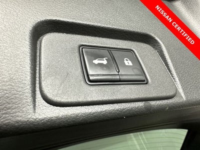 2023 Nissan Rogue SV Midnight Edition & Premium Package