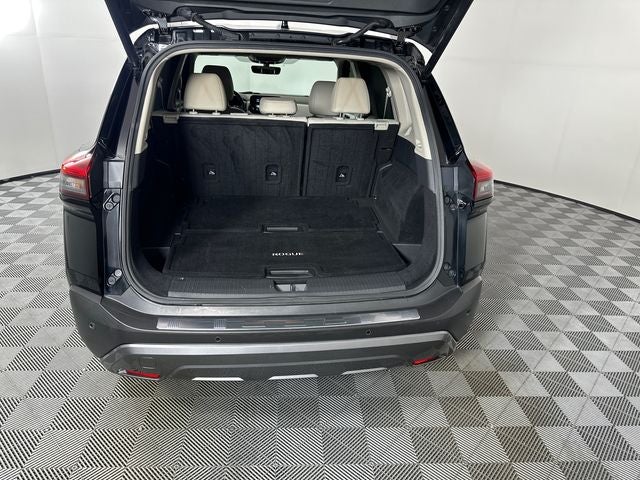 2023 Nissan Rogue SL Premium Package