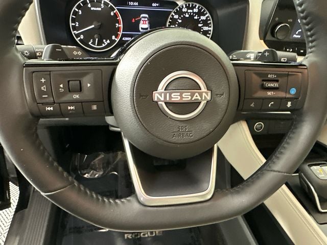 2023 Nissan Rogue SL Premium Package