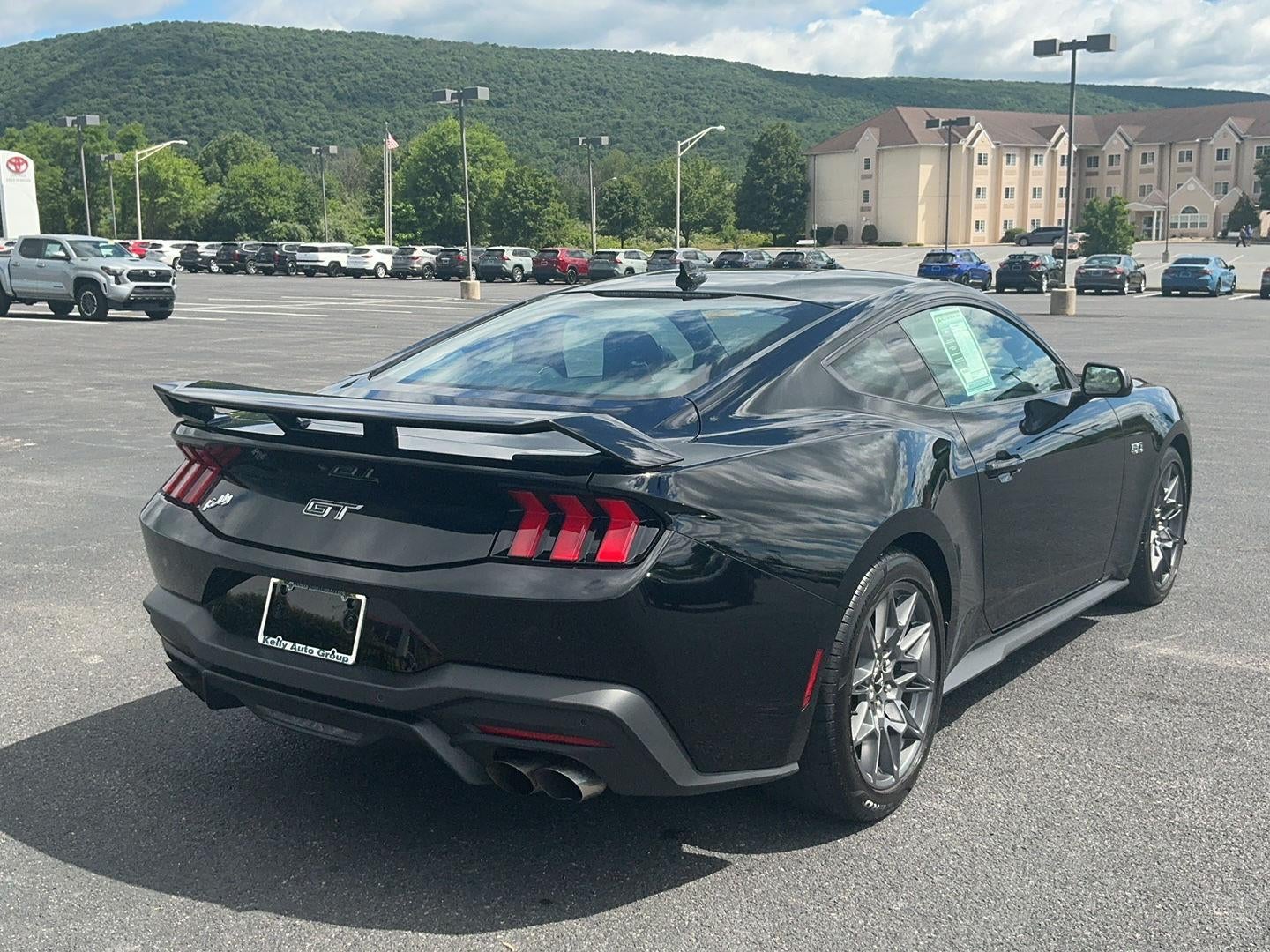 2025 Ford MUSTANG GT