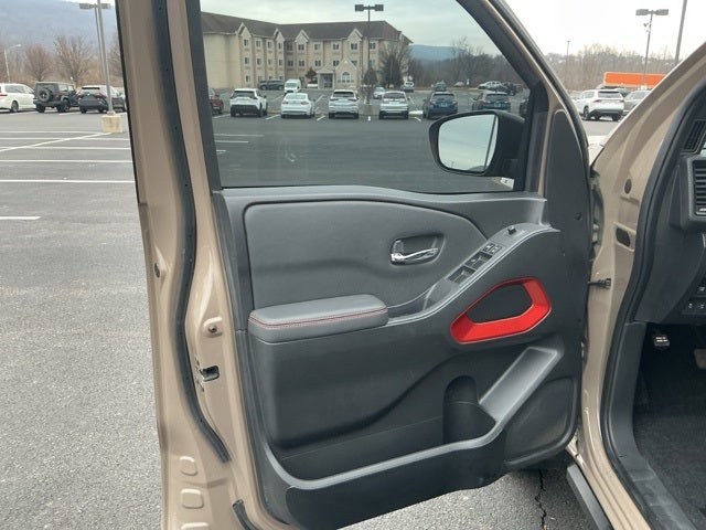 2022 Nissan Frontier PRO-4X