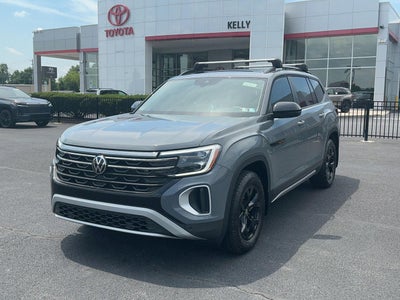 2024 Volkswagen Atlas 2.0T Peak Edition SE w/Technology