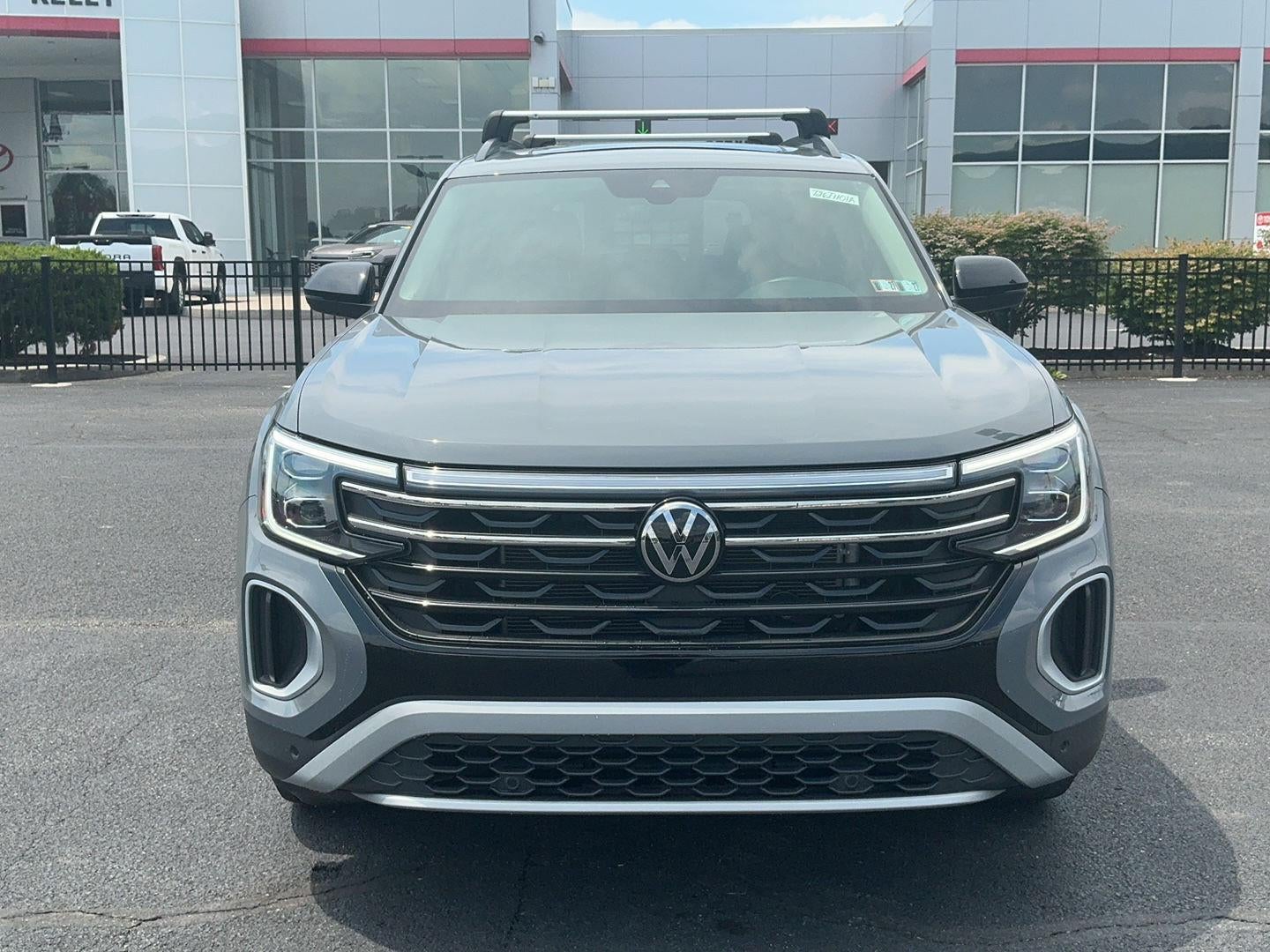 2024 Volkswagen Atlas 2.0T Peak Edition SE w/Technology