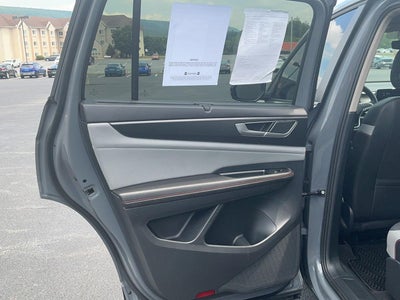 2024 Volkswagen Atlas 2.0T Peak Edition SE w/Technology