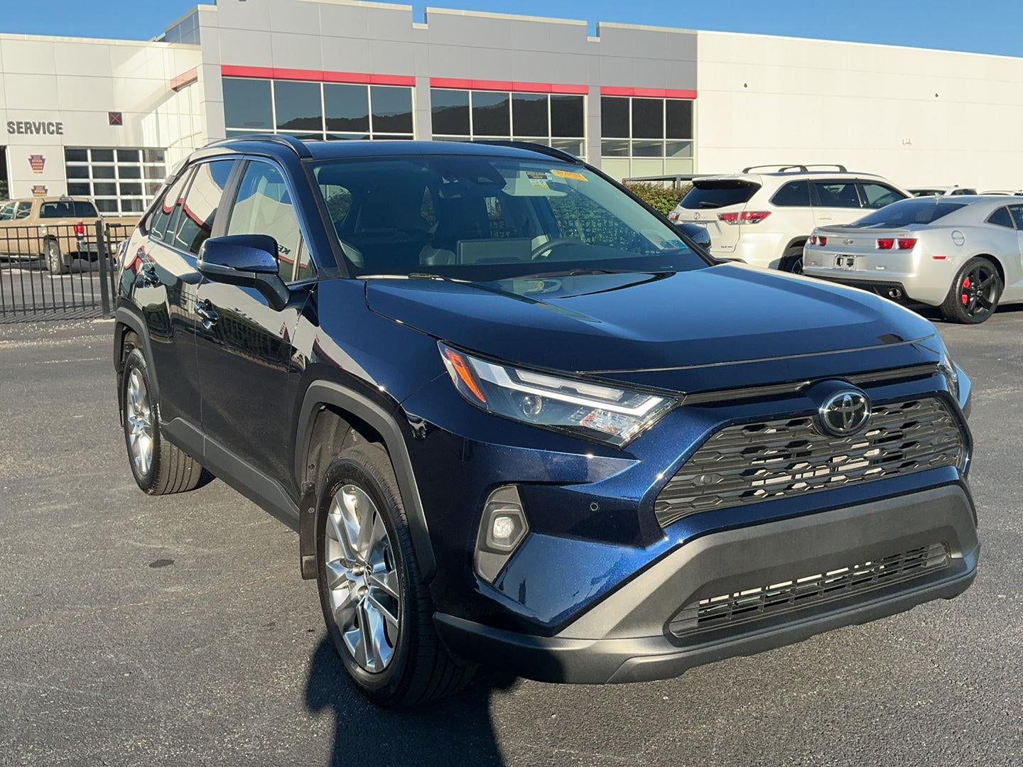 2025 Toyota RAV4 XLE Premium