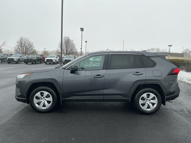 2022 Toyota RAV4 LE