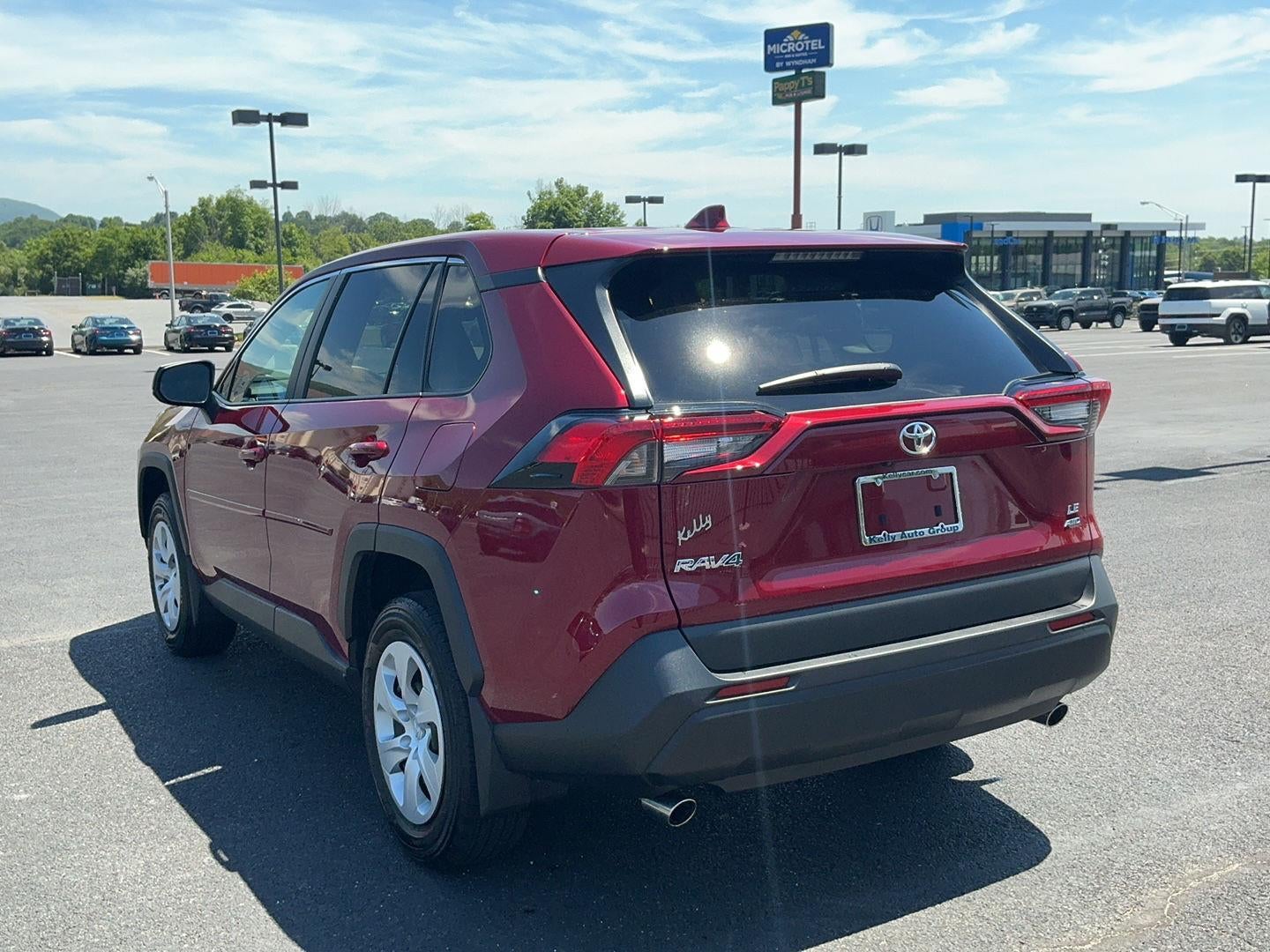 2025 Toyota RAV4 LE