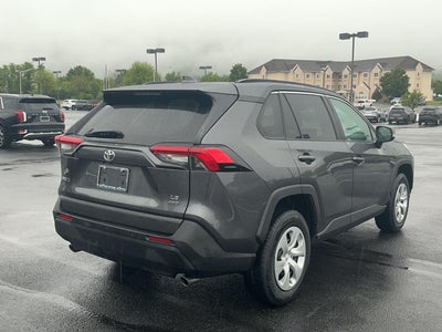 2021 Toyota RAV4 LE