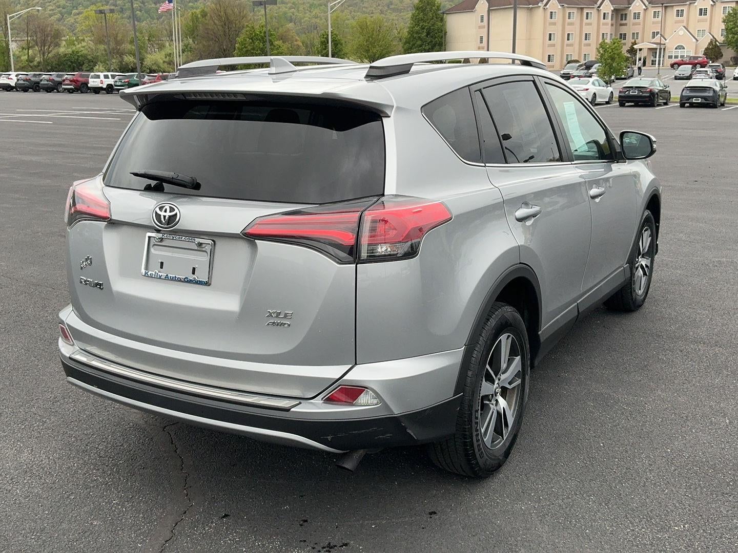2018 Toyota RAV4 XLE