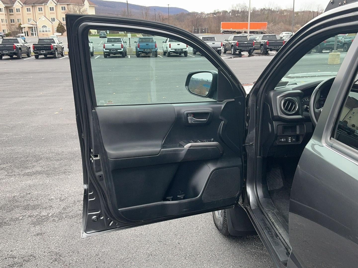 2019 Toyota Tacoma TRD Sport