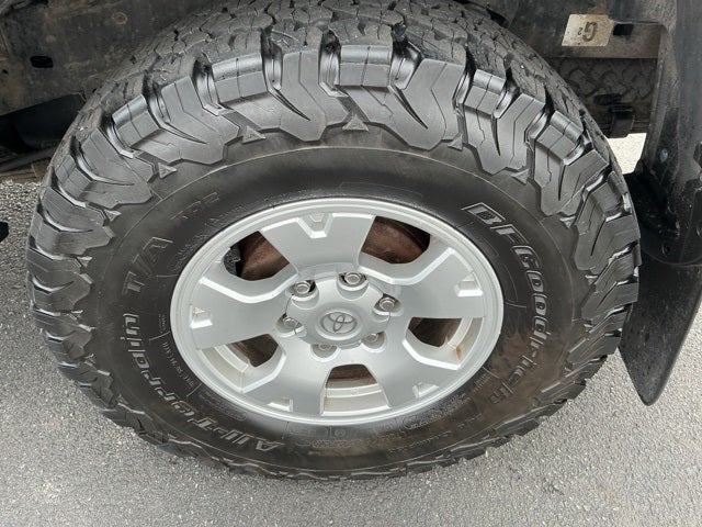 2015 Toyota Tacoma Base V6