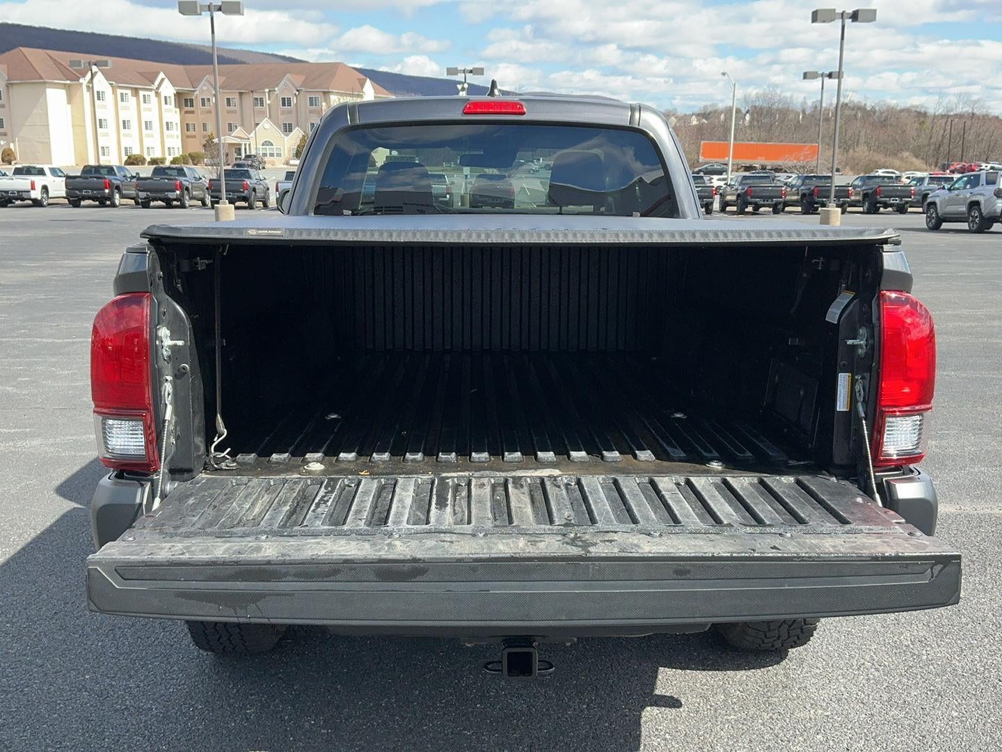 2022 Toyota Tacoma SR