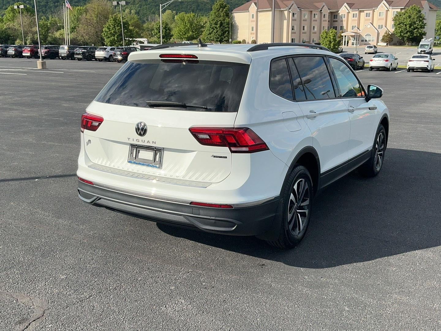 2023 Volkswagen Tiguan S
