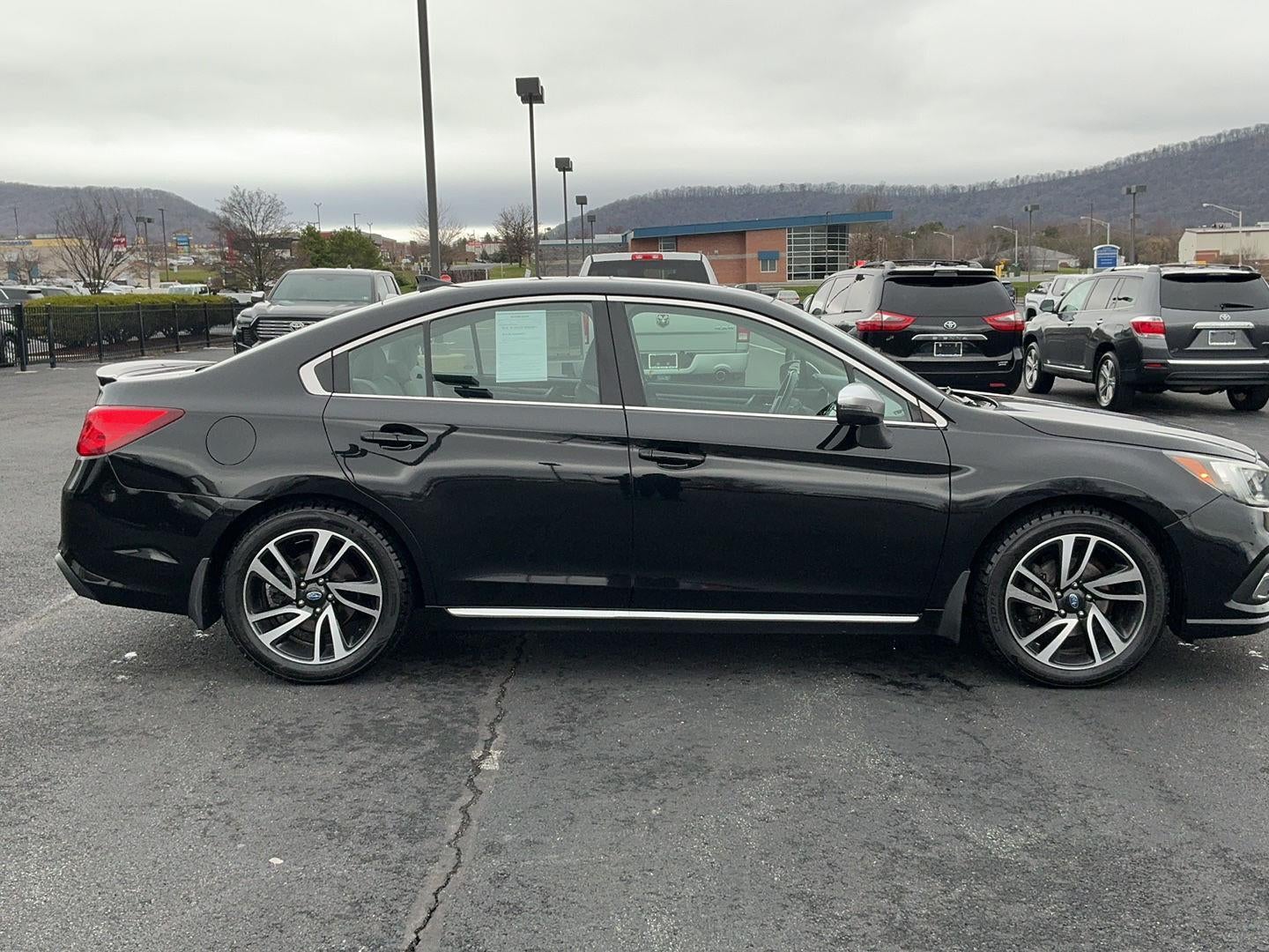 2019 Subaru Legacy Sport
