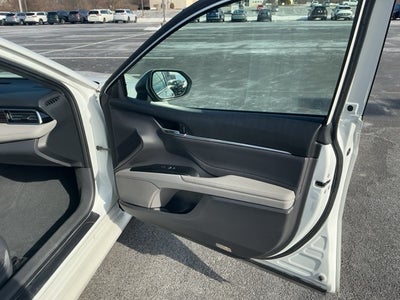 2018 Toyota Camry XLE