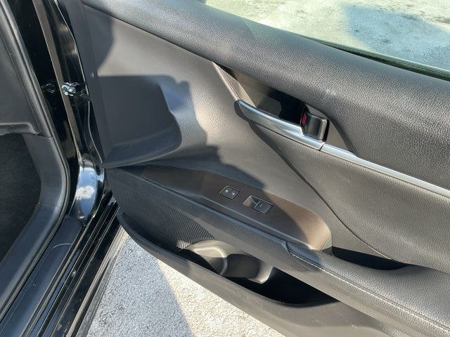 2022 Toyota Camry Hybrid XSE