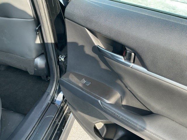 2022 Toyota Camry Hybrid XSE