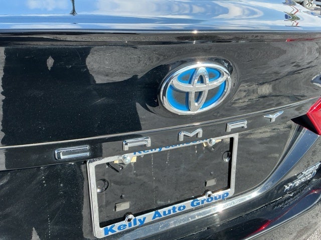 2022 Toyota Camry Hybrid XSE