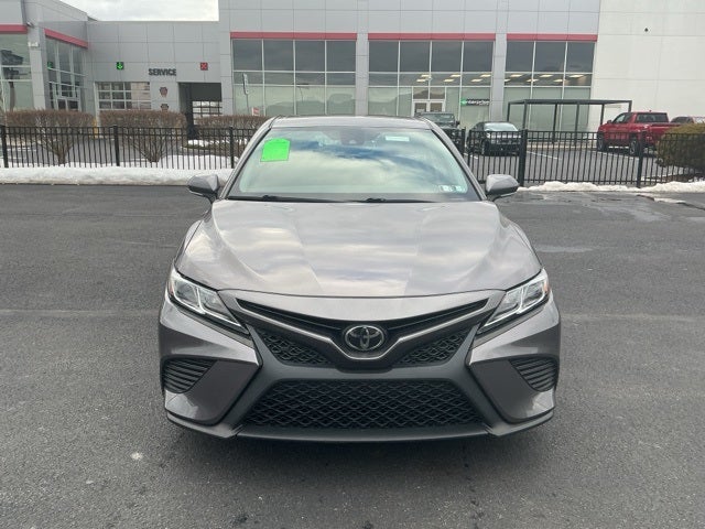 2020 Toyota Camry SE