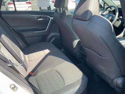 2023 Toyota RAV4 Hybrid SE