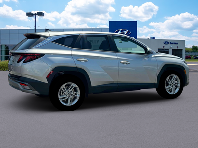 2026 Hyundai TUCSON SE AWD