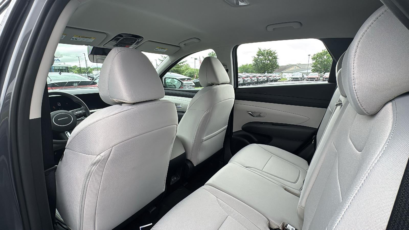 2026 Hyundai TUCSON SE AWD