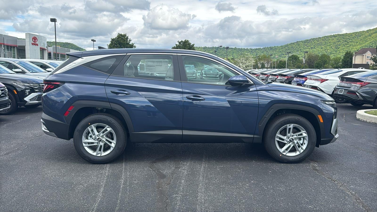 2026 Hyundai TUCSON SE AWD