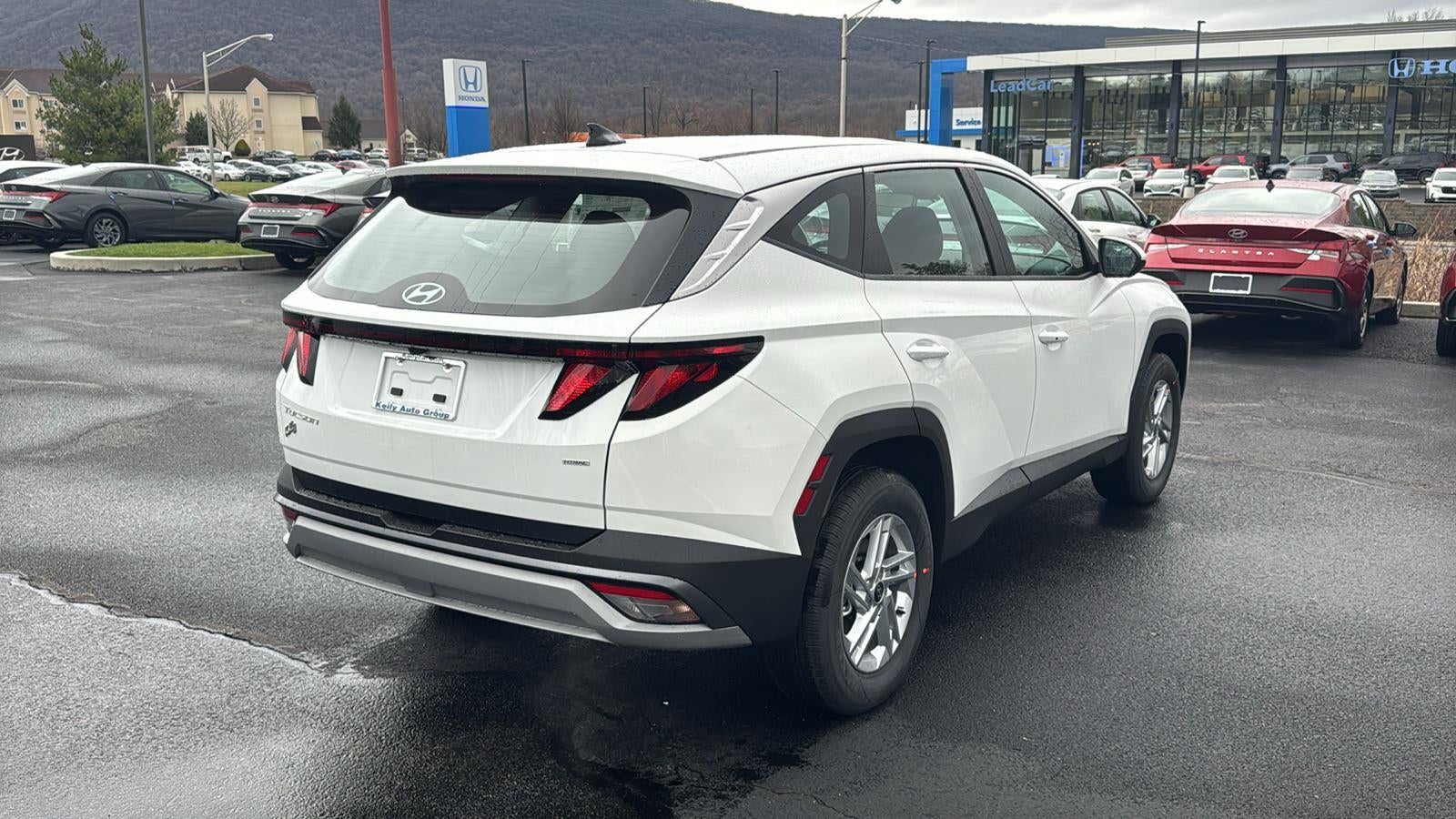 2026 Hyundai TUCSON SE AWD