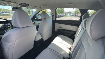 2026 Hyundai TUCSON SE AWD