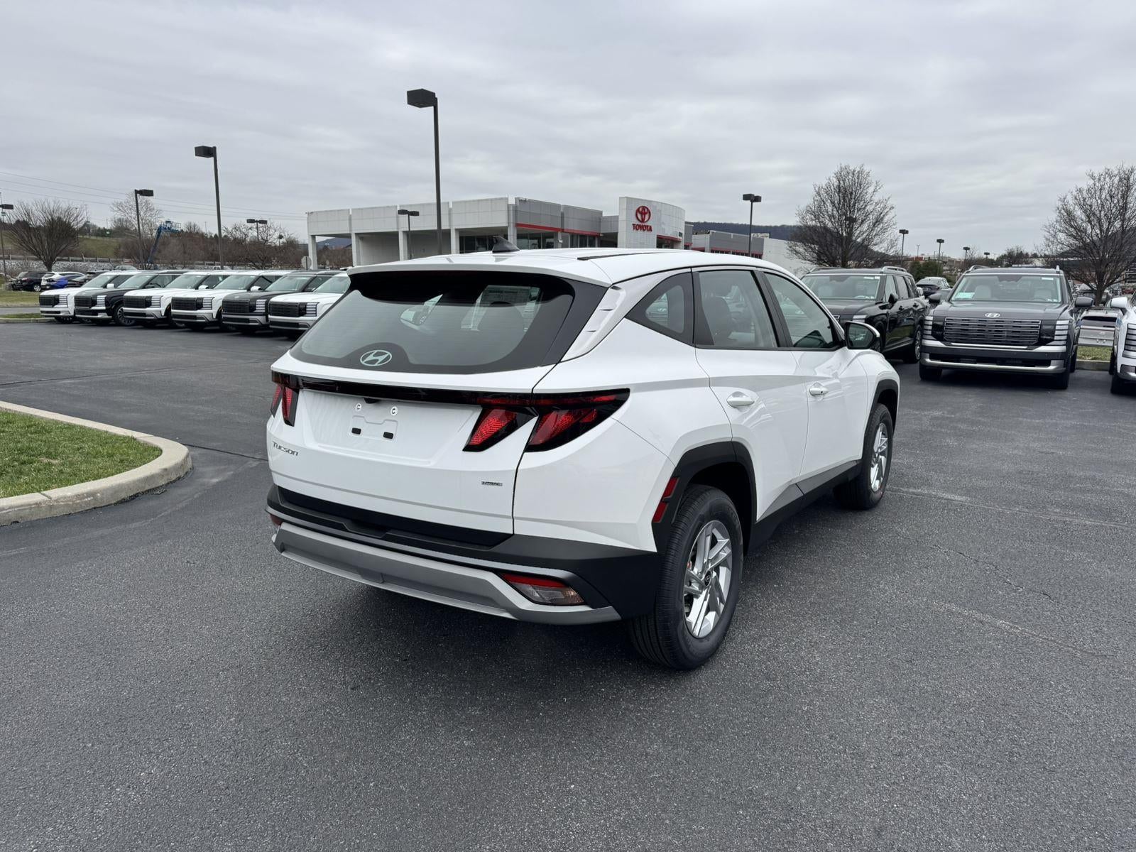 2026 Hyundai TUCSON SE AWD