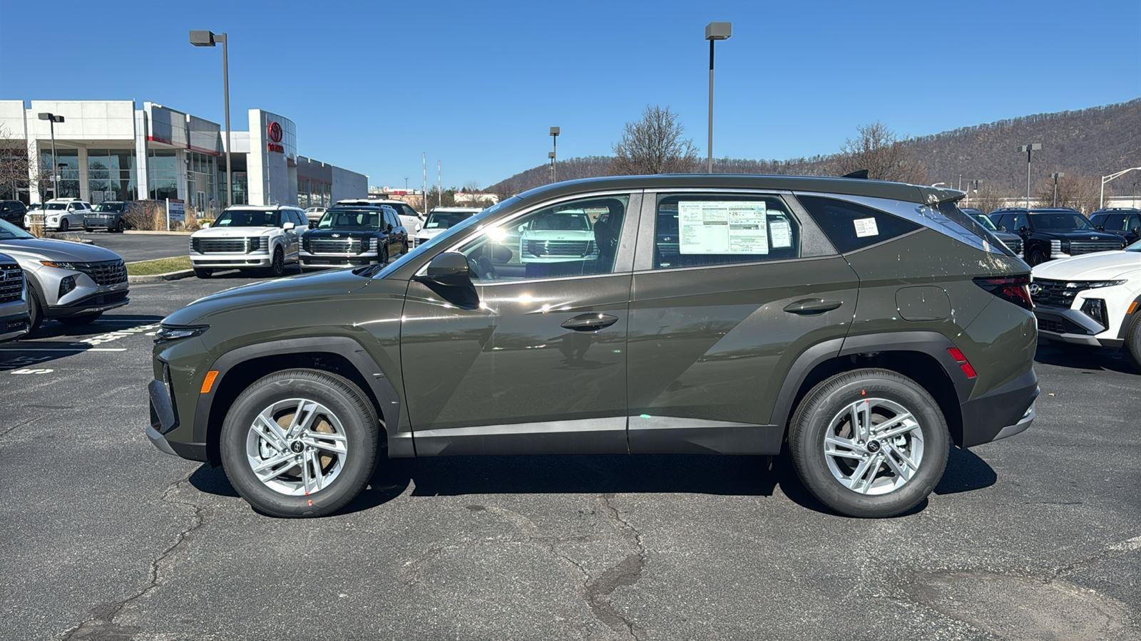 2026 Hyundai TUCSON SE AWD