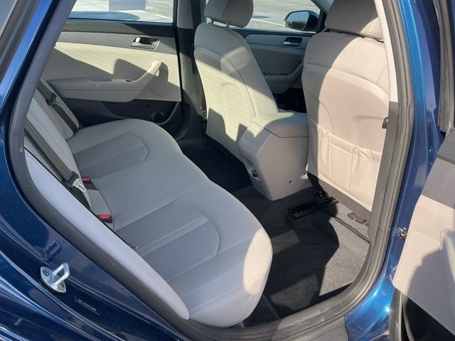 2019 Hyundai SONATA SE