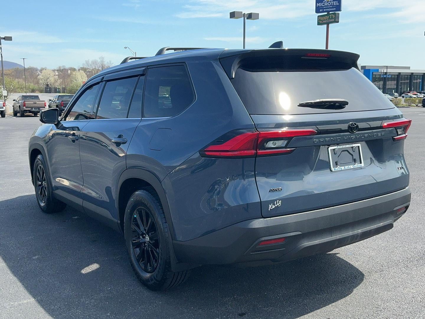 2024 Toyota Grand Highlander XLE