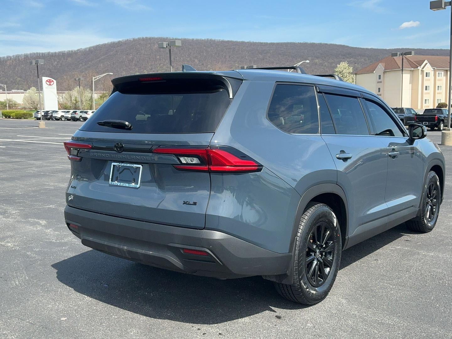 2024 Toyota Grand Highlander XLE