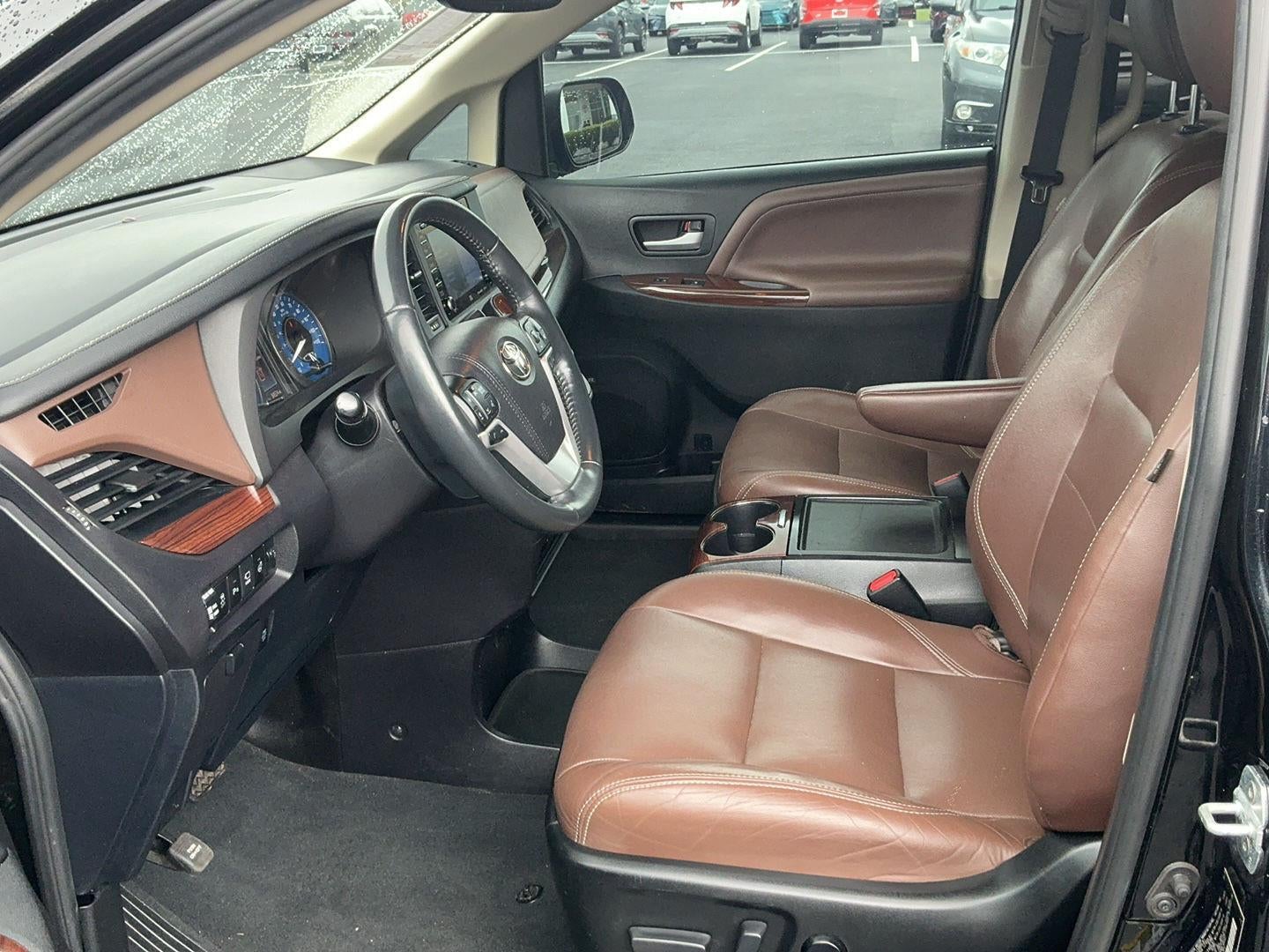 2020 Toyota Sienna Limited Premium