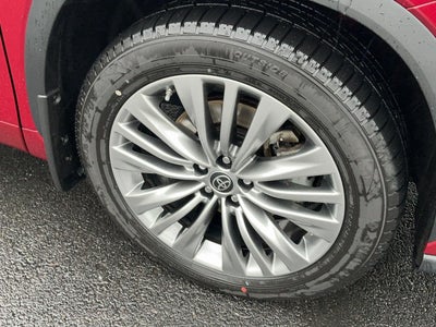 2022 Toyota Highlander Platinum