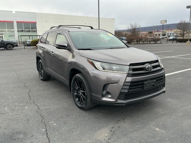 2019 Toyota Highlander SE