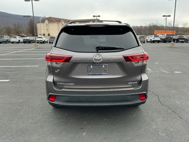 2019 Toyota Highlander SE